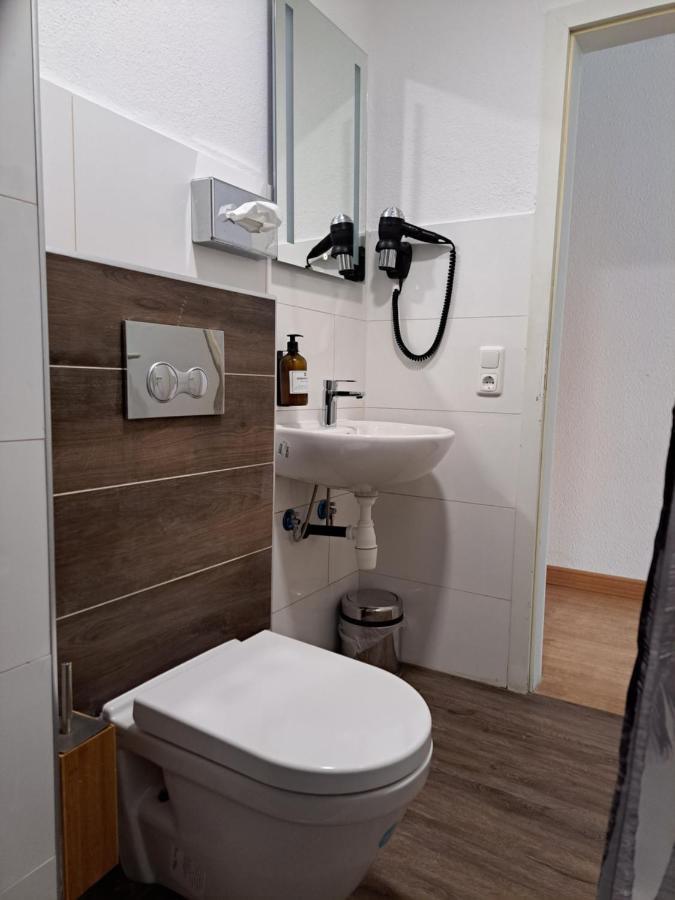 Arthotel Ambassador Wiesbaden - Free Parking Esterno foto