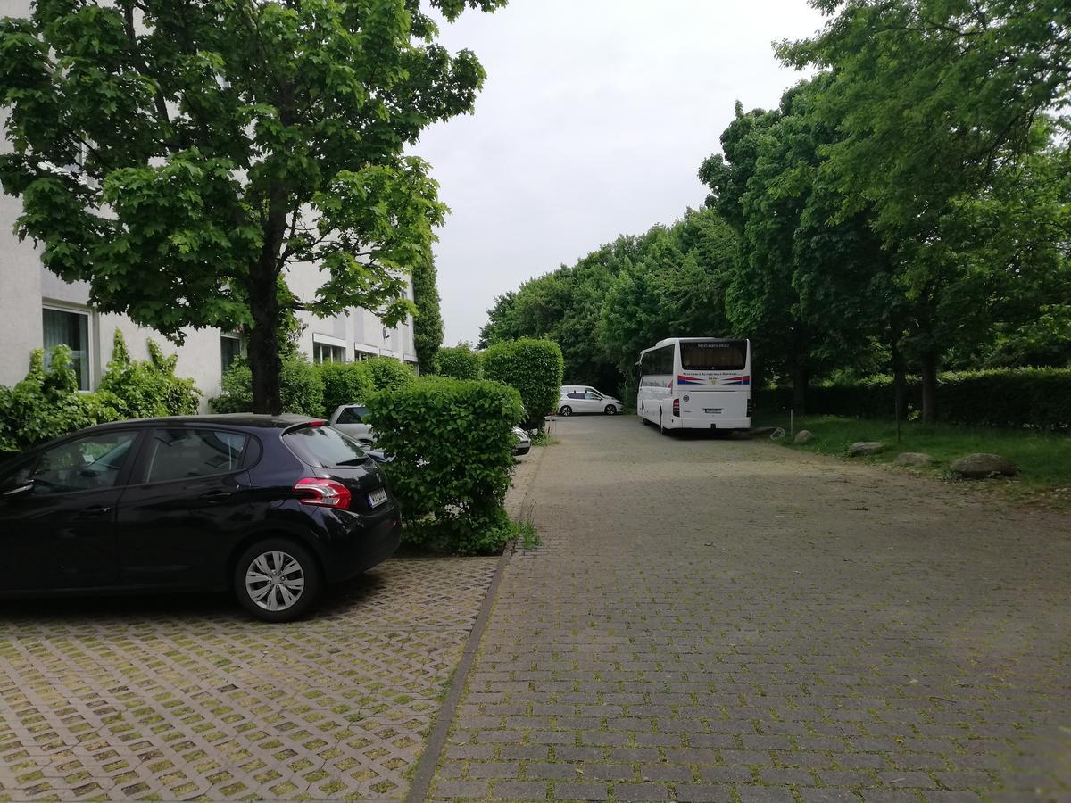 Arthotel Ambassador Wiesbaden - Free Parking Esterno foto